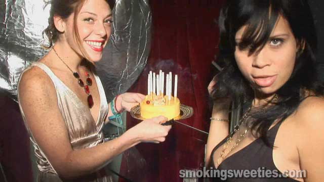 Birthday Party - The smoking cake