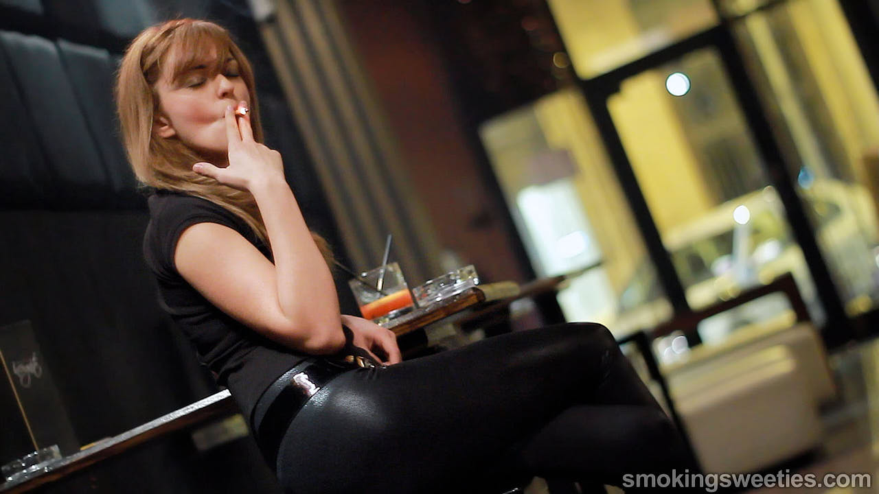 Monica: Expert Smoker taking her Multiple Drags